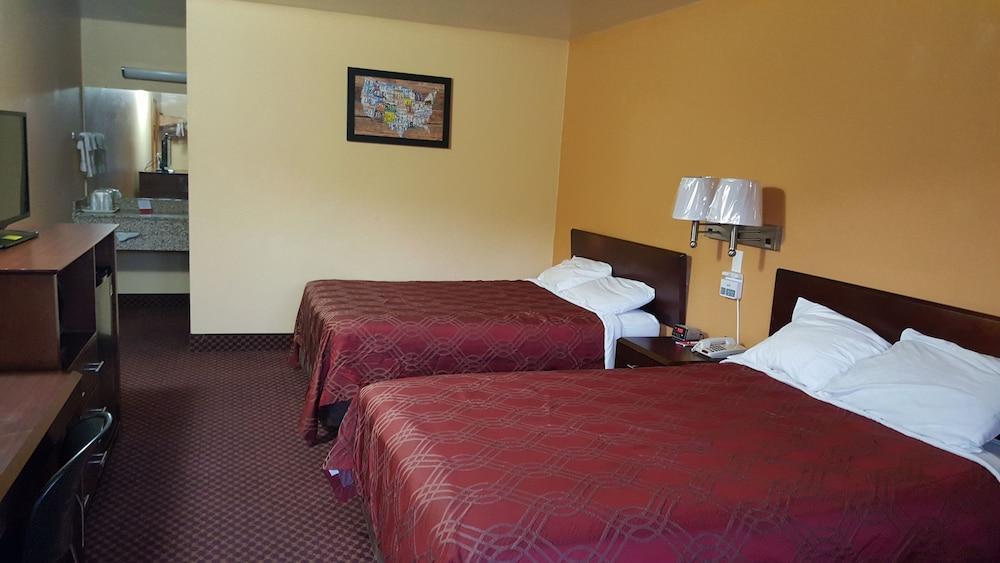 Econo Lodge Near Bluefield College Exteriör bild